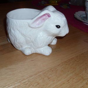 rabbit planter